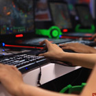 CJ第二日火爆进行中 DOTA2展台大神云集