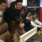 软妹子出击!ISS西安城市赛现场遭众男追捧