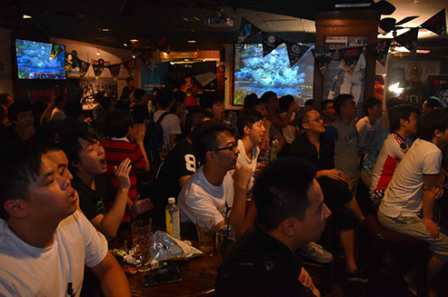 尽情狂欢吧！2015国际邀请赛淘汰赛线下观战现场火爆